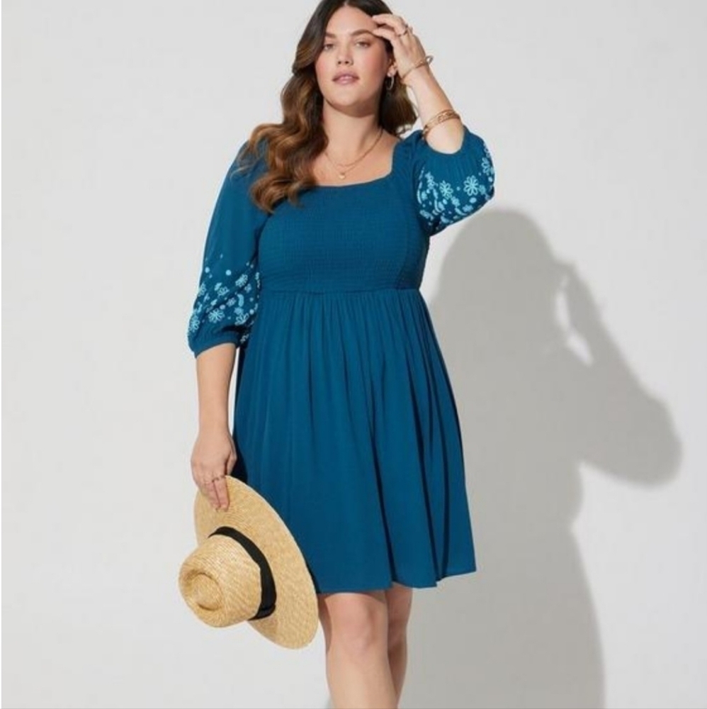 TORRID woman midi Dress 👗 size 1